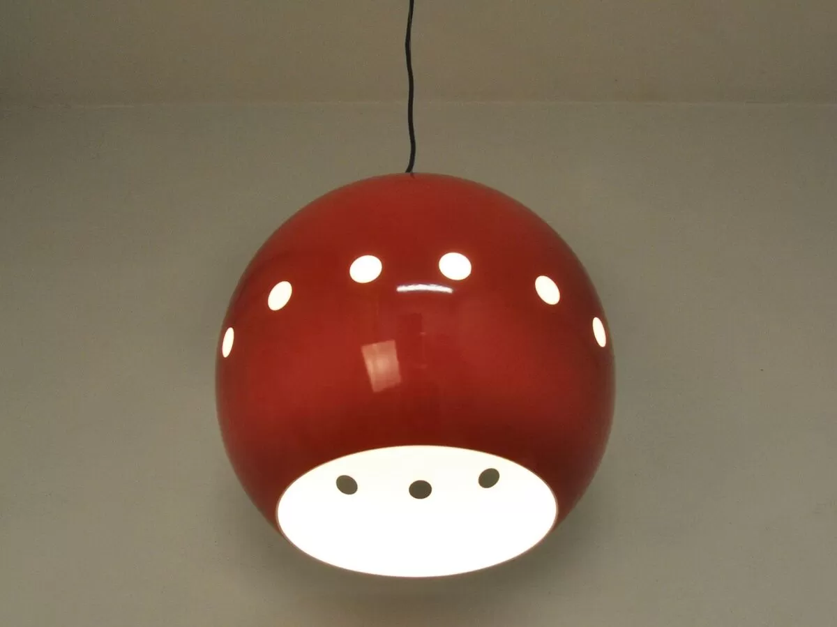 Illustration numéro 2 du produit Suspension rouge