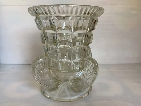 Illustration numéro 2 du produit Ancien grand vase art déco 1930