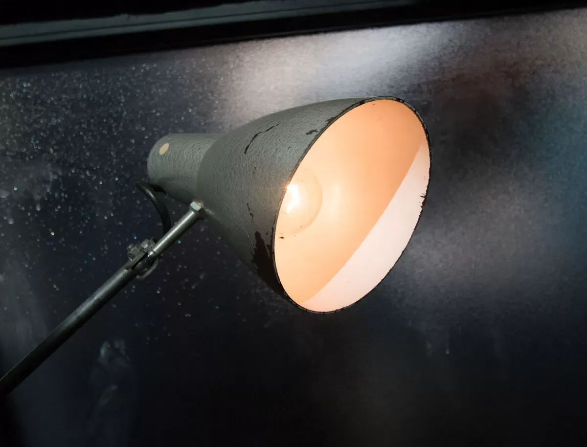 Illustration numéro 2 du produit Lampe d'usine Lumina