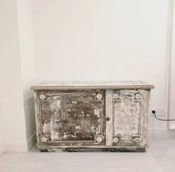 Illustration numéro 2 du produit Bar rustique patiné vintage