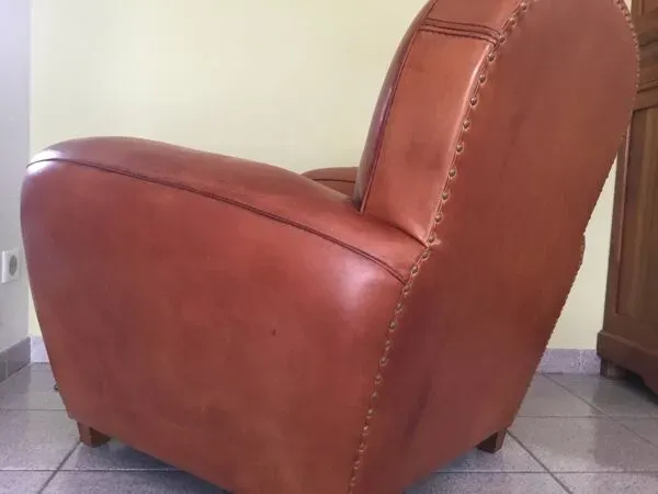 Illustration numéro 2 du produit Fauteuil