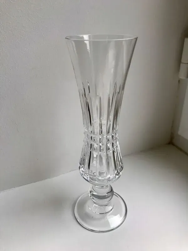 Illustration numéro 2 du produit Vase en cristal années 50-60
