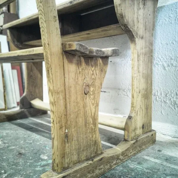 Illustration numéro 2 du produit Bureau pupitre d'écolier double en bois