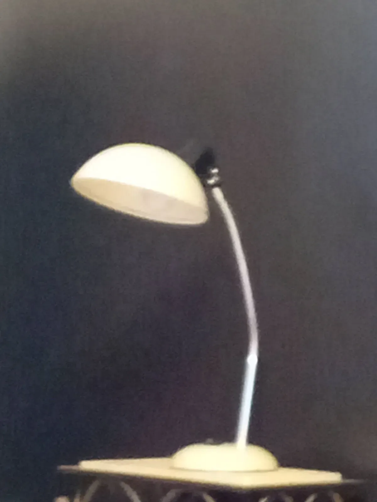 Illustration numéro 2 du produit Grande Lampe De Bureau Années 60/70