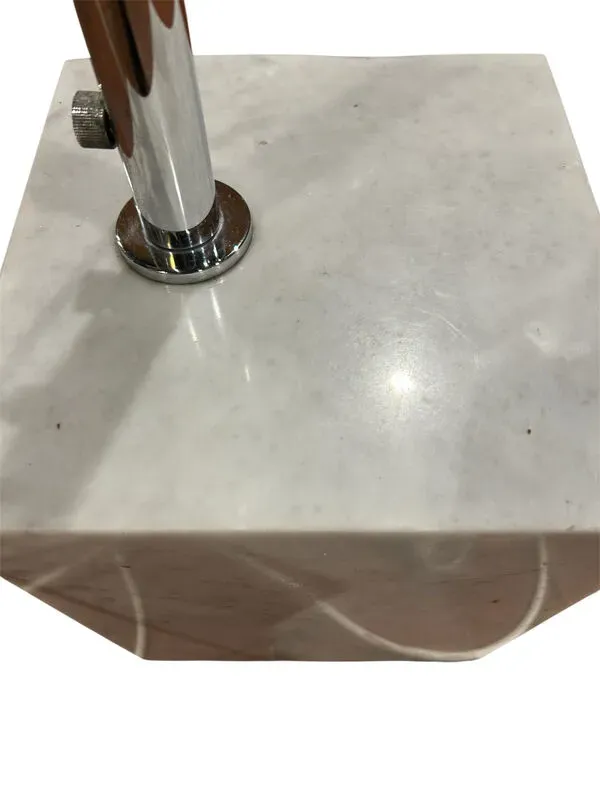 Illustration numéro 2 du produit Lampe arc vintage