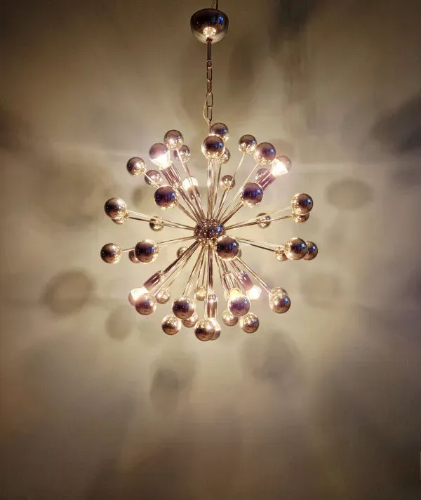 Illustration numéro 2 du produit Lustre Sputnik en métal chromé, design Space Age, 1960