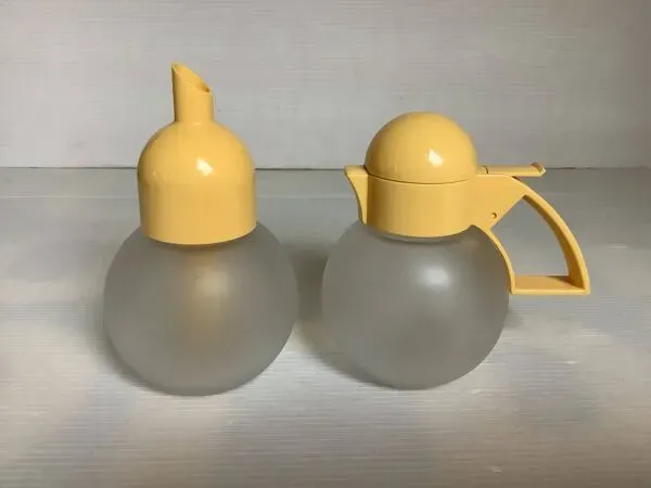 Illustration numéro 2 du produit Sucrier et crémier Memphis Germany année 80