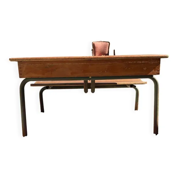 Illustration numéro 2 du produit Banc d'écolier ancien