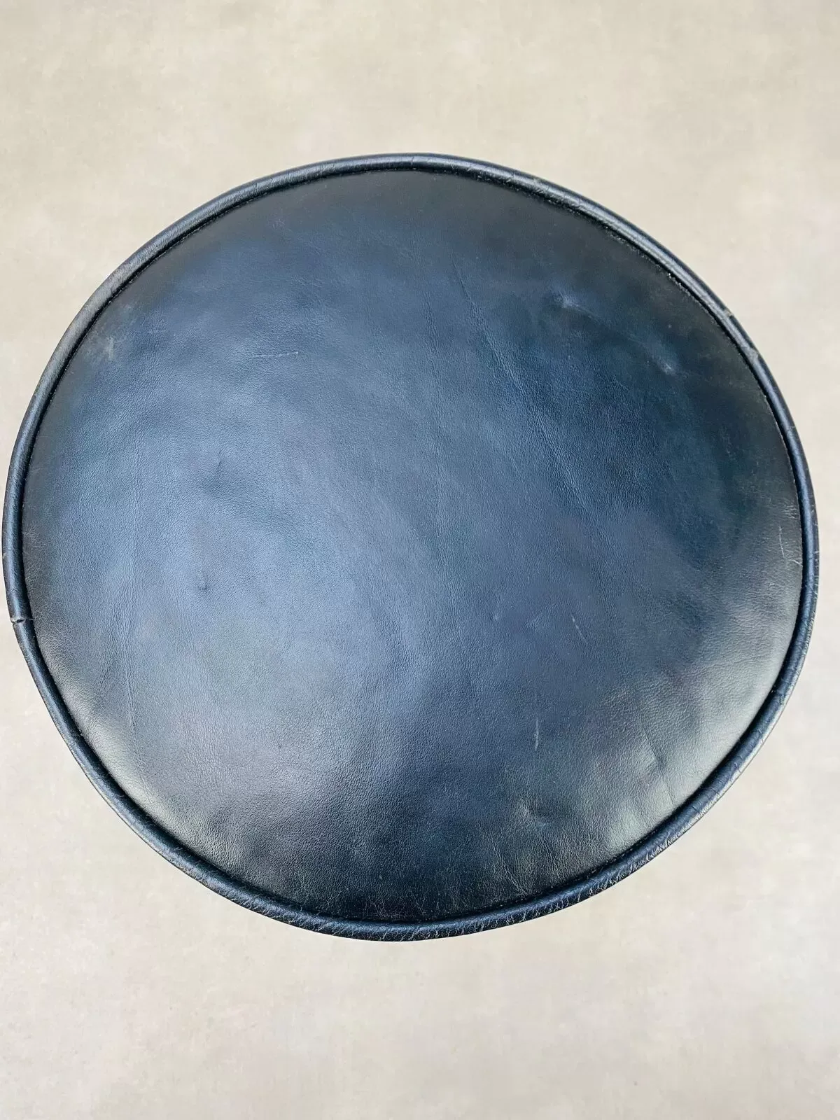 Illustration numéro 2 du produit Tabouret diner vintage style industriel par trewa