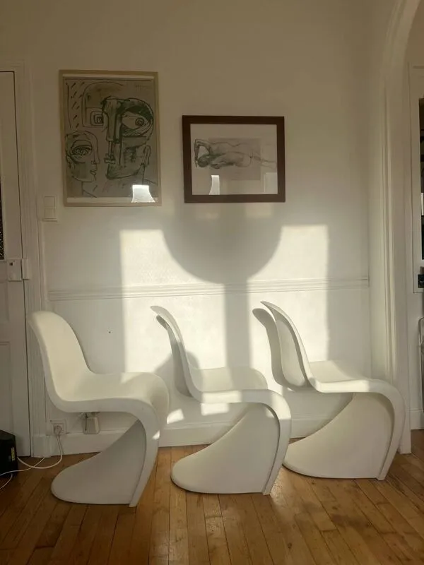 Illustration numéro 2 du produit 4 chaises Verner Panton édition Vitra