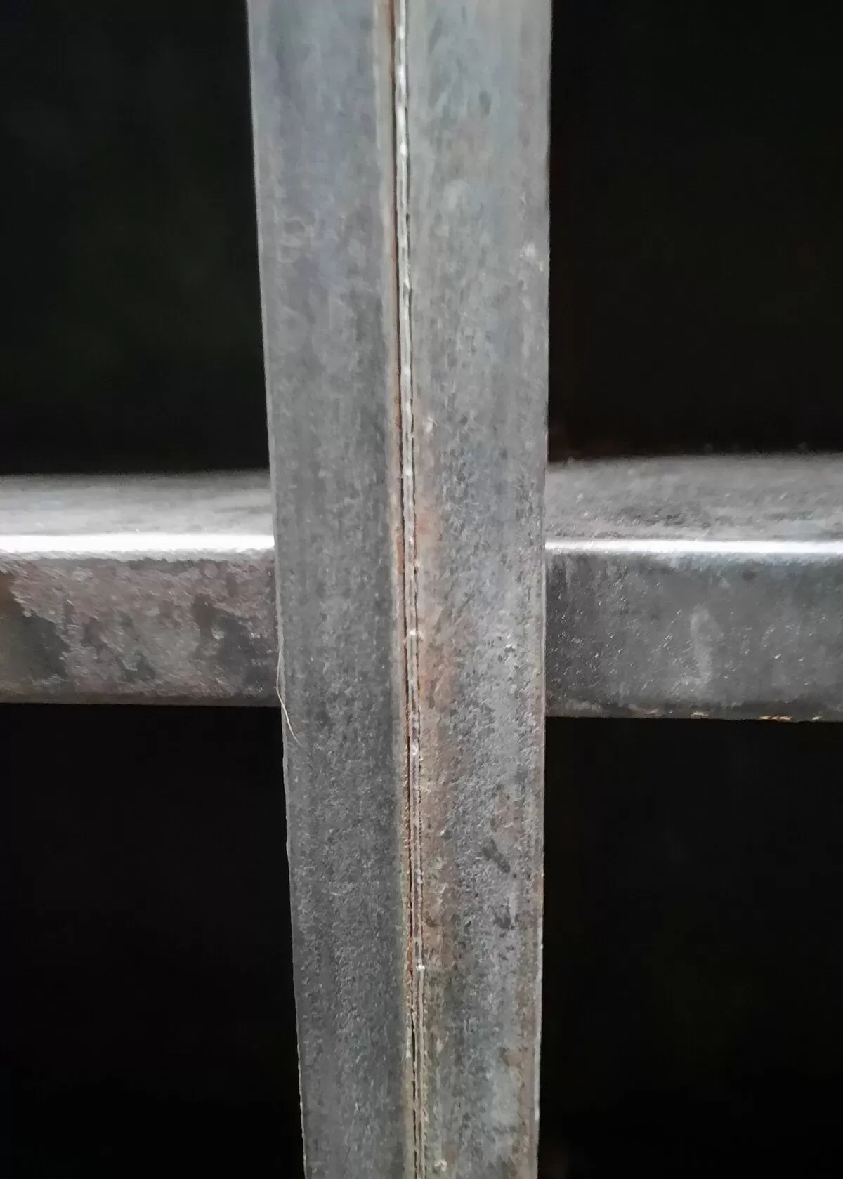 Illustration numéro 2 du produit Meuble industriel à casier en acier