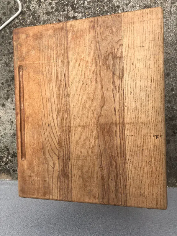 Illustration numéro 2 du produit Bureau d’écolier vintage