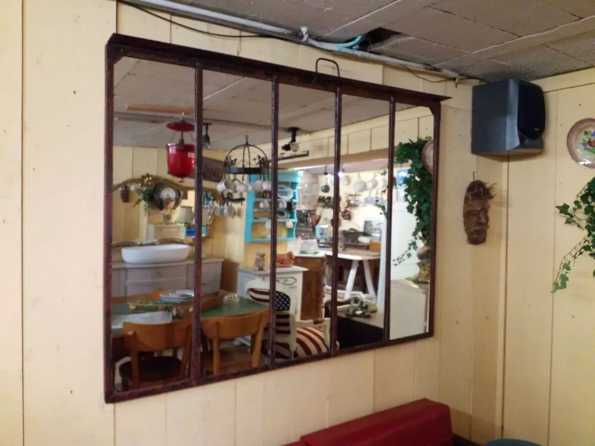 Illustration numéro 2 du produit Miroir industriel