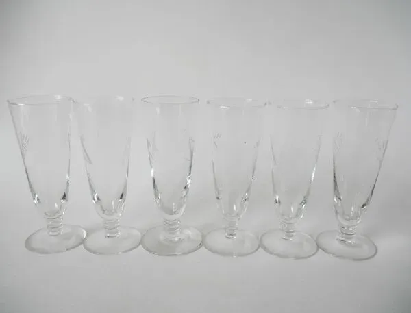 Illustration numéro 2 du produit Lot de 6 flûtes à champagne gravées 1960