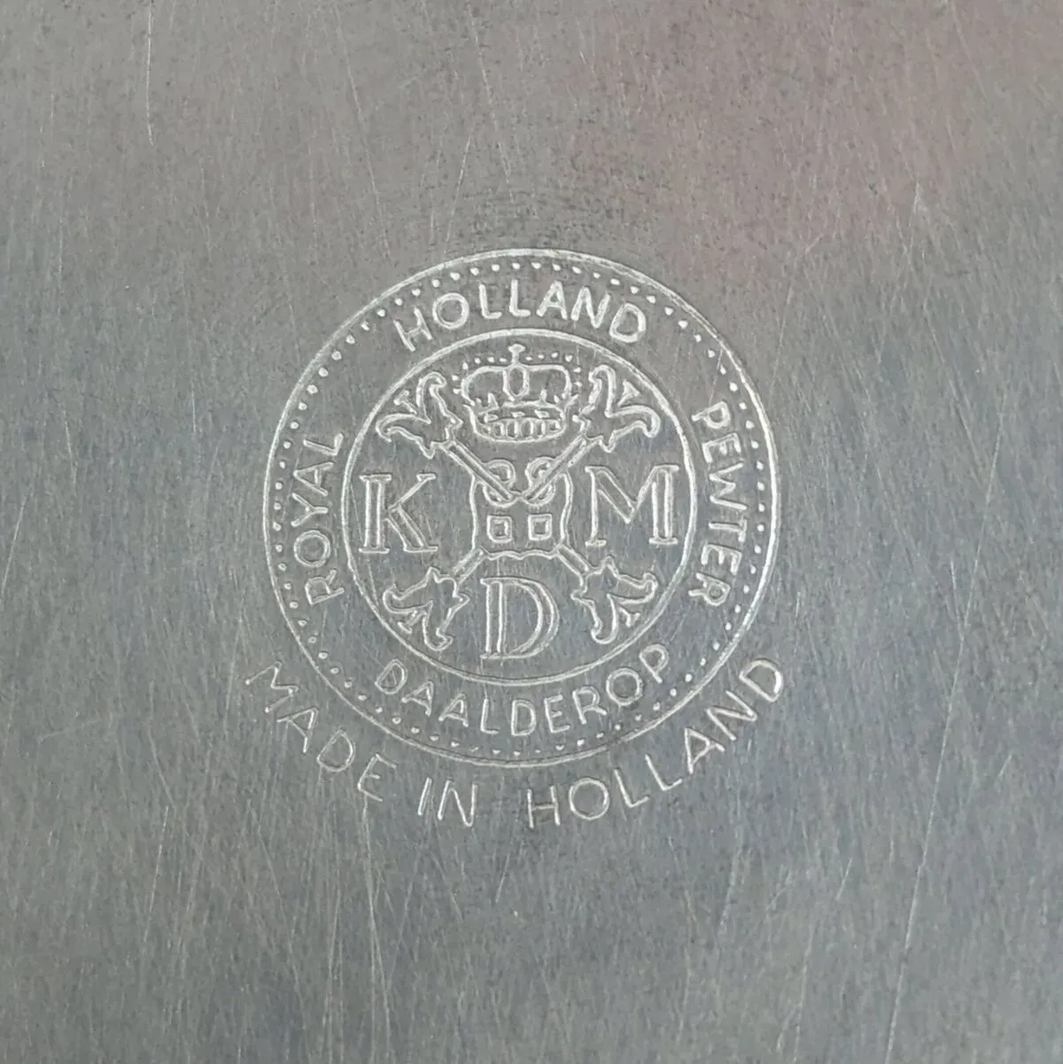 Illustration numéro 2 du produit Décanteur, carafe, bouteille ambrée - étain, Verre - ZEISTER PEWTER