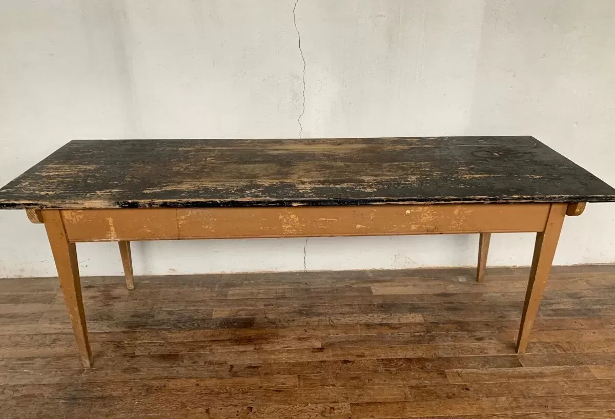 Illustration numéro 2 du produit Table de ferme bistrot