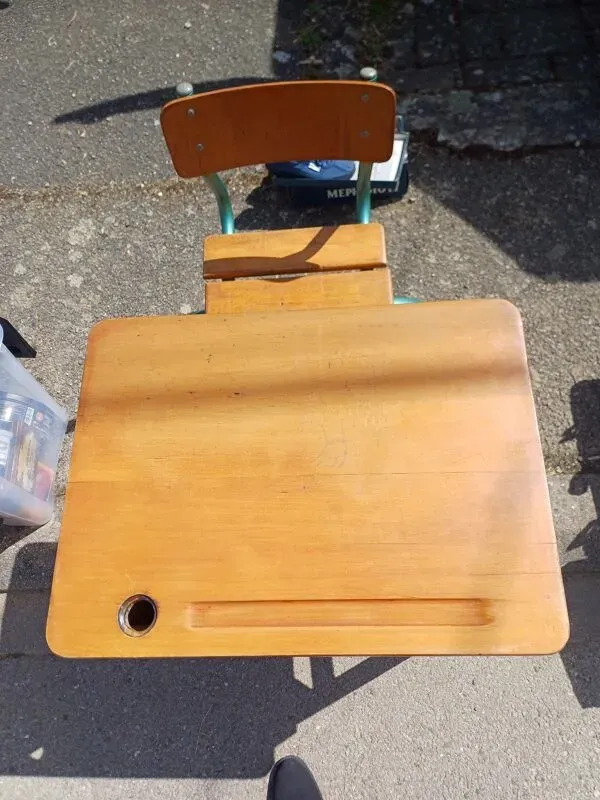 Illustration numéro 2 du produit Pupitre