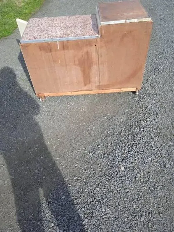 Illustration numéro 2 du produit Buffet Parisien asymétrique