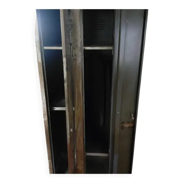 Illustration numéro 2 du produit Vestiaire métallique industriel vintage – 2 portes – 180x60x50 cm
