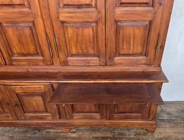 Illustration numéro 2 du produit Grand buffet  bibliotheque 2 corps meuble de métiers