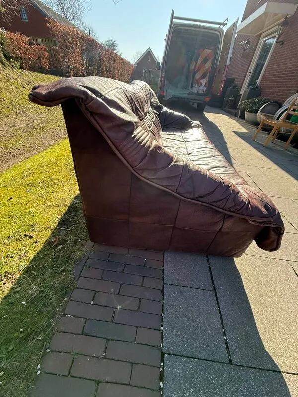 Illustration numéro 2 du produit Canapé relax 3 places