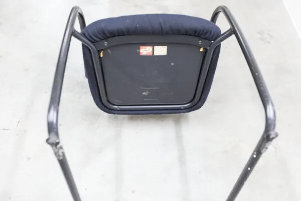 Illustration numéro 2 du produit Fauteuil de bureau Vitra visavis par Antonio Citterio 1994
