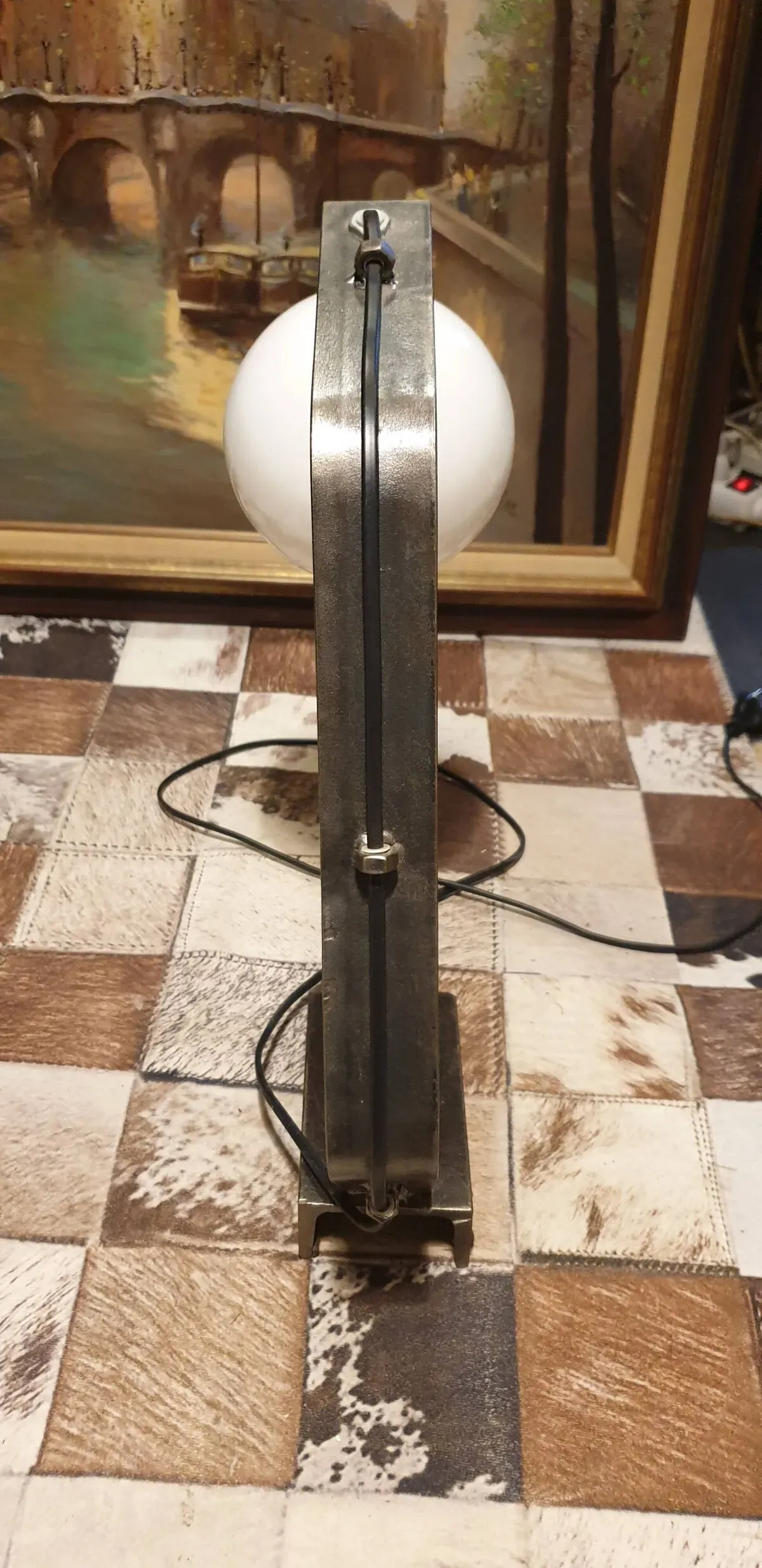 Illustration numéro 2 du produit Lampe à poser loft industriel