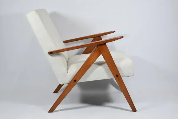 Illustration numéro 2 du produit Fauteuil vintage, restauré, années 1960, beige, teck