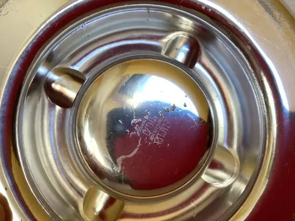 Illustration numéro 2 du produit Cendrier Sigo switzerland