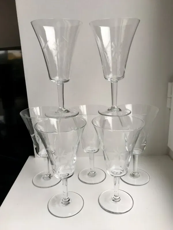Illustration numéro 2 du produit lot de 7 verres à vin / eau en cristal années 60