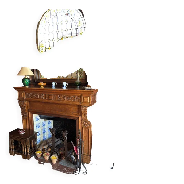 Illustration numéro 2 du produit Cheminée ancienne en bois sculpté + trumeau – style Napoléon III