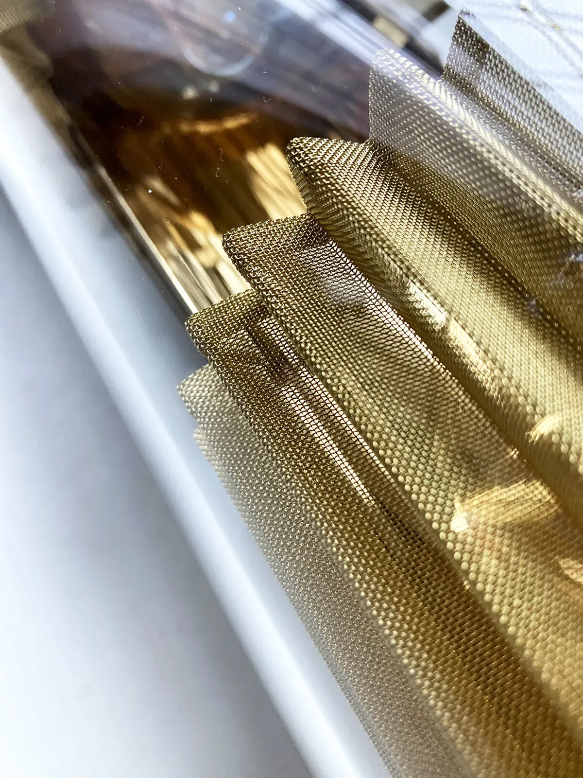 Illustration numéro 2 du produit Applique In The Tube 120-700 verre métal / L 72 cm - DCW éditions