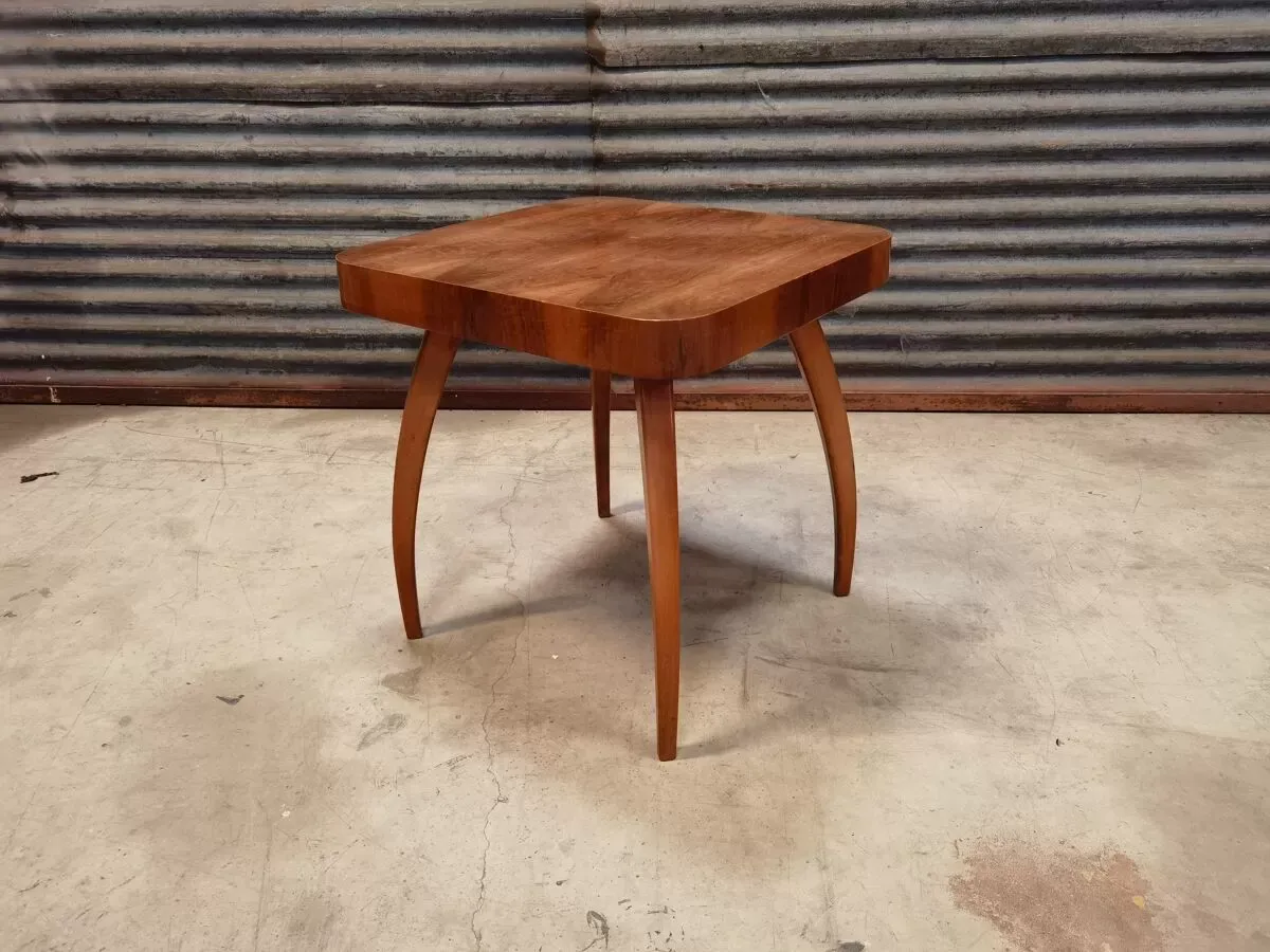 Illustration numéro 2 du produit Table H 259 Spider de Jindřich Halabala pour Up Zavody 1930