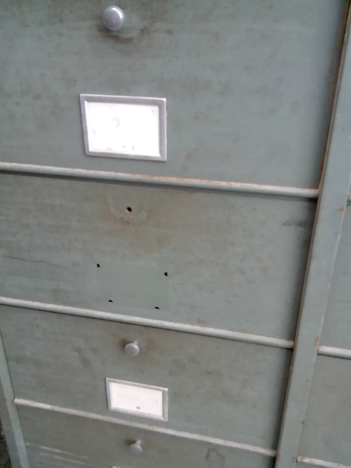 Illustration numéro 2 du produit Meuble de métier à clapets