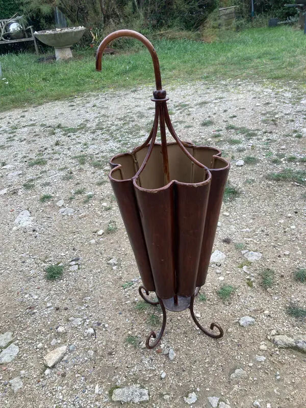 Illustration numéro 2 du produit Porte parapluie, tôle