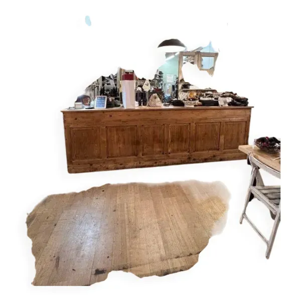 Illustration numéro 2 du produit Ancien comptoir de coordonnier