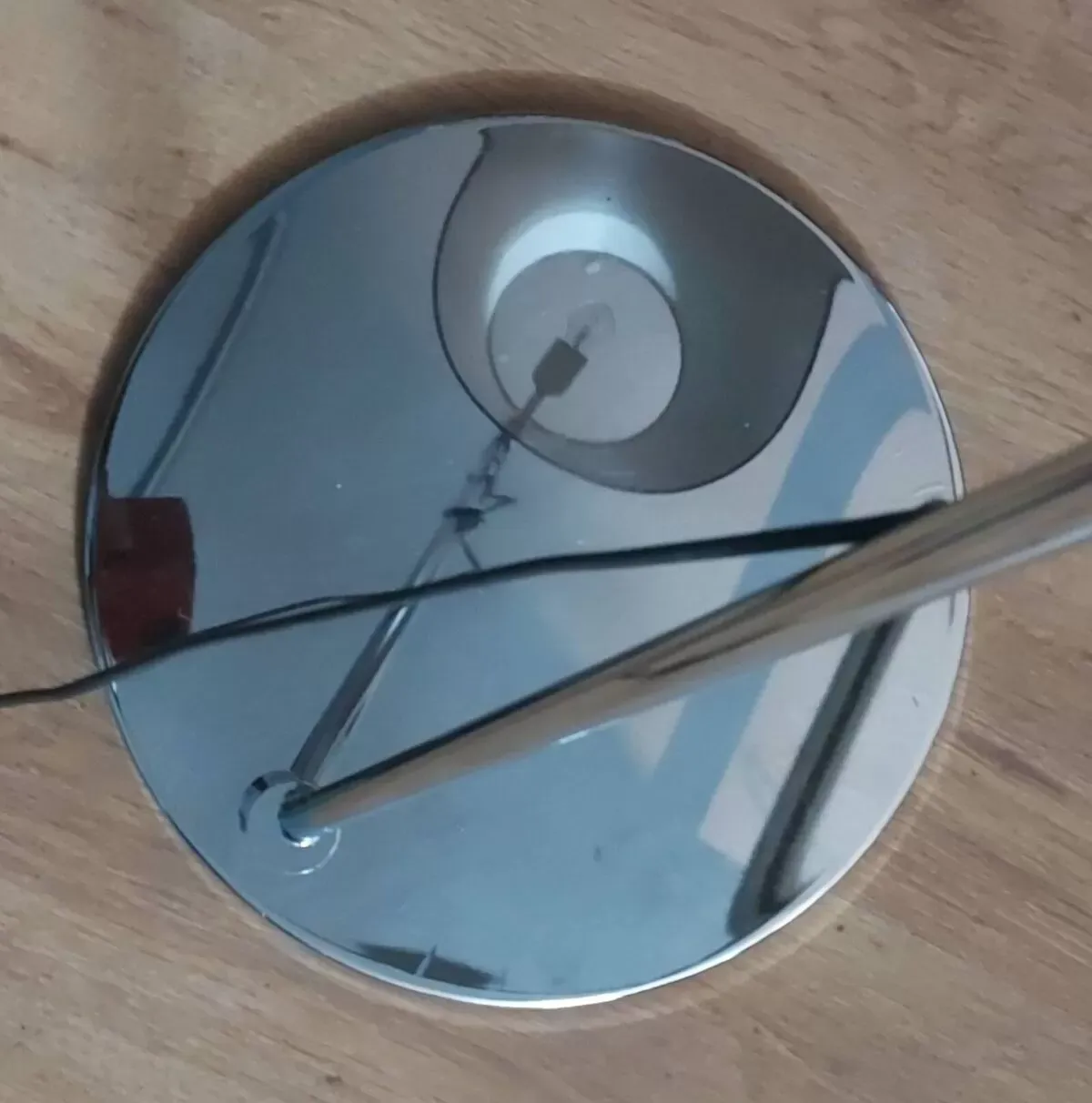 Illustration numéro 2 du produit Lampe industrielle Peters Design