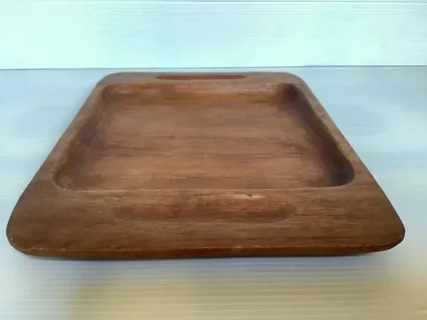 Illustration numéro 2 du produit Petit plateau teck bois