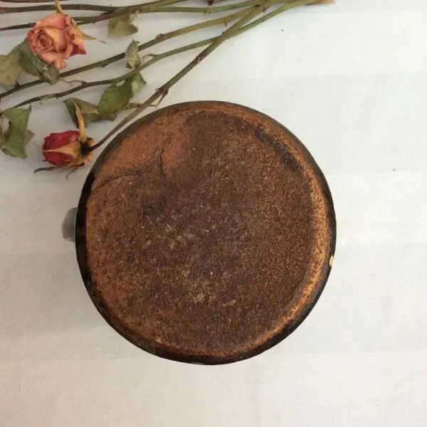 Illustration numéro 2 du produit Pichet  avec bec verseur en grès émaillé années 50