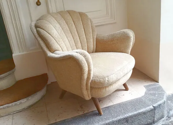 Illustration numéro 2 du produit Fauteuil Club des années 40 50 original mid century Jaune beige vintage
