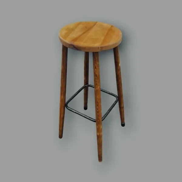 Illustration numéro 2 du produit Ancien tabouret de bar en bois et métal – design sobre et authentique