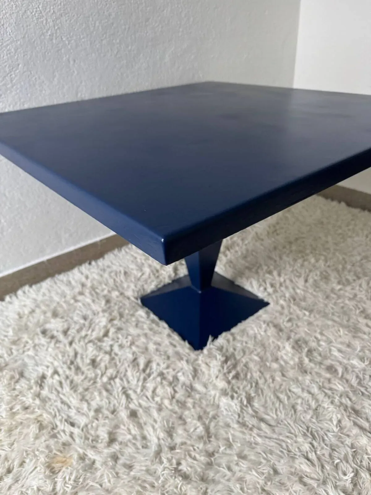 Illustration numéro 2 du produit Table basse Tolix années 50