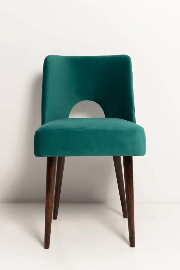 Illustration numéro 2 du produit Chaise « shell » en velours crème et bois, Pologne, 1960s