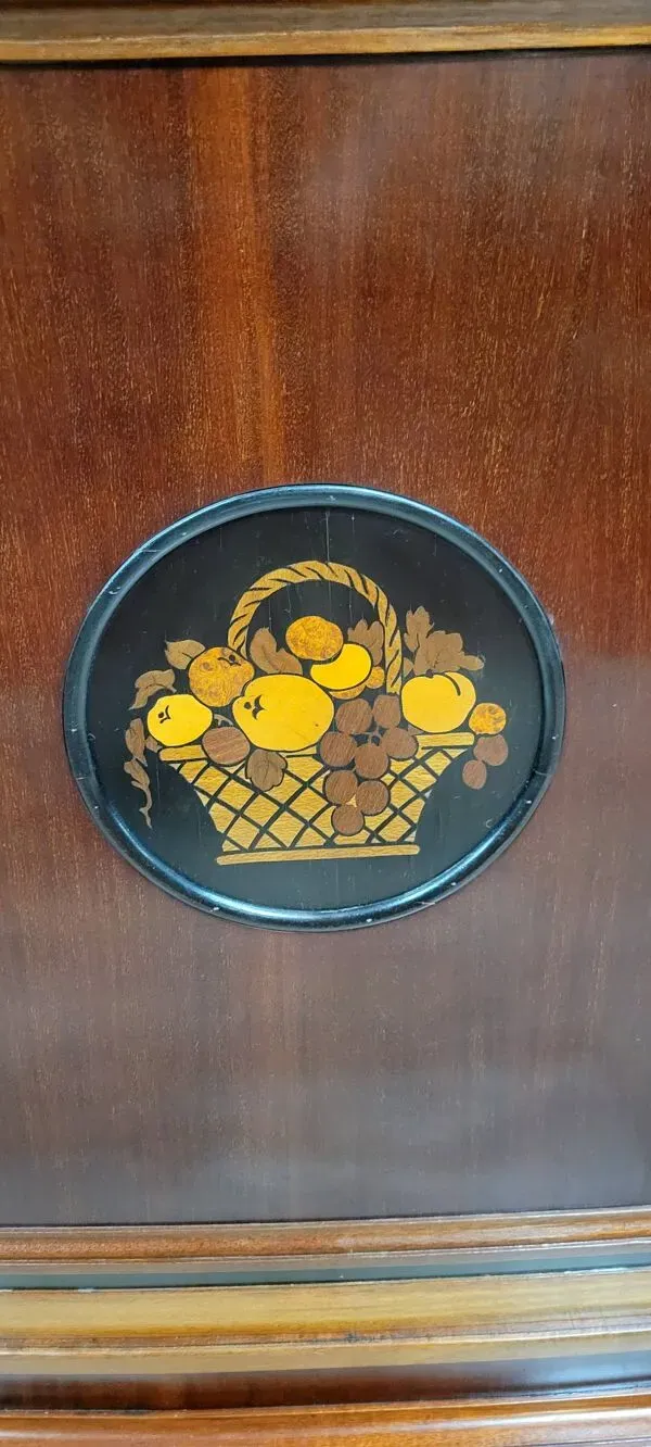 Illustration numéro 2 du produit Ecole de Nancy : Grand buffet bibliothèque époque Art Nouveau en acajou