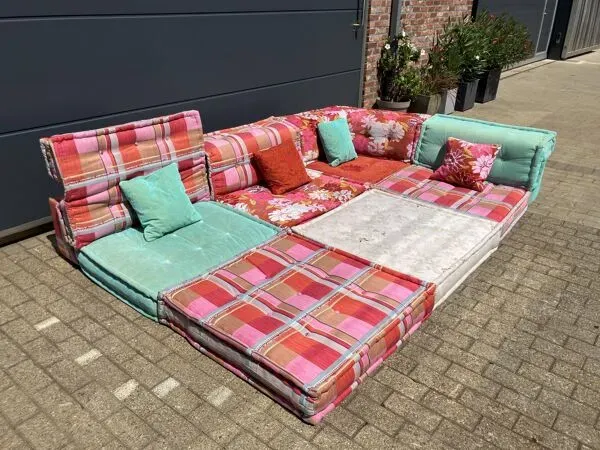 Illustration numéro 2 du produit Roche bobois mah jong kenzo takada 10 elementen topstaat!!