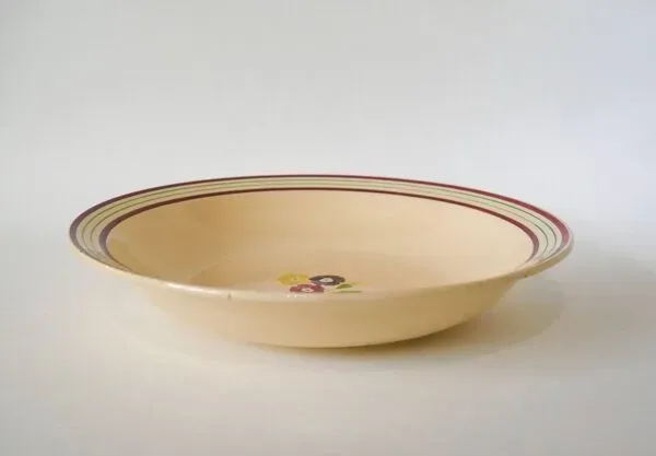 Illustration numéro 2 du produit grand plat creux fleuri Gien 1950