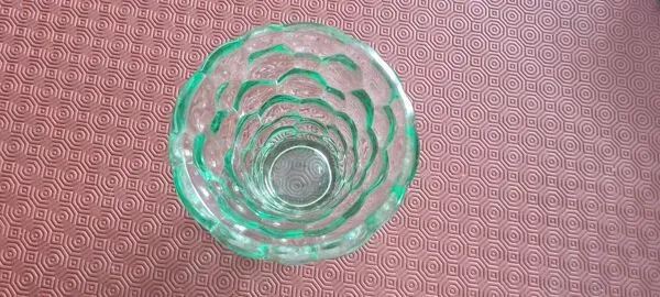 Illustration numéro 2 du produit Vase par Pierre d'Avesn