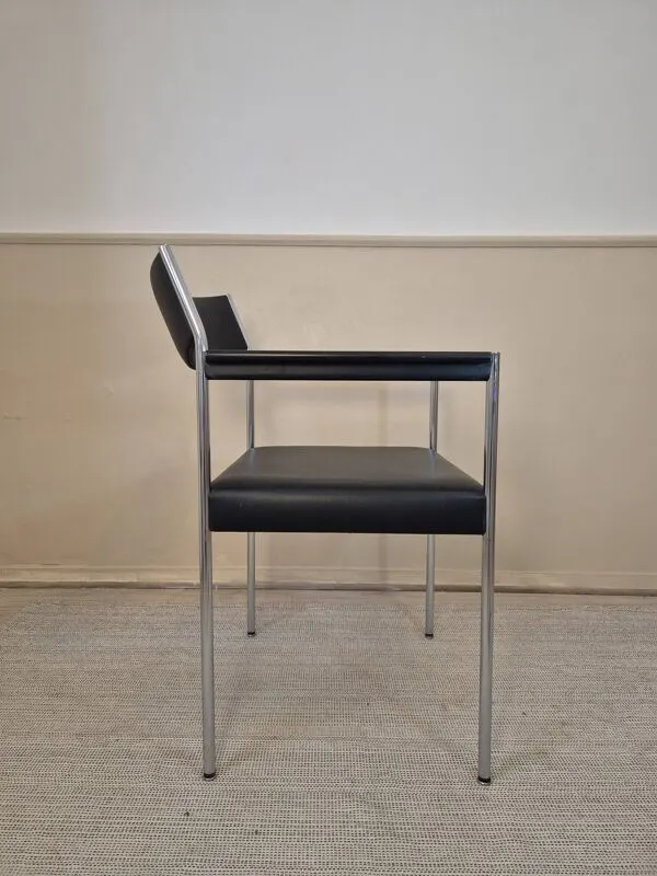 Illustration numéro 2 du produit Fauteuil de salon moderniste par Eldef Bandixen pour Kusch & Co — Circa 198