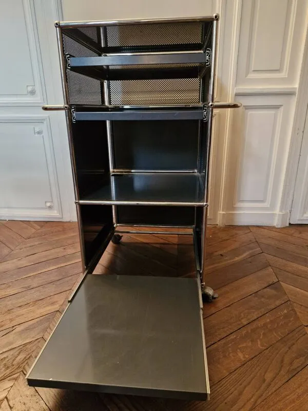Illustration numéro 2 du produit Console