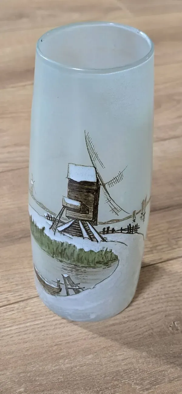 Illustration numéro 2 du produit Vase Art déco signé JEM